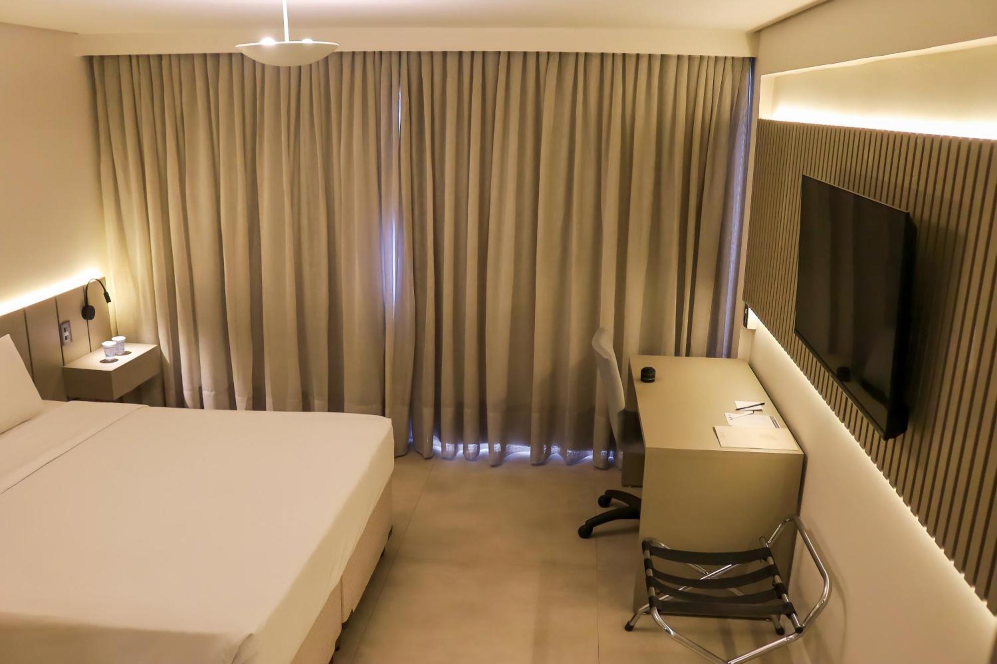 Sj Premium Hotels By Atlantica Goiânia Exteriör bild