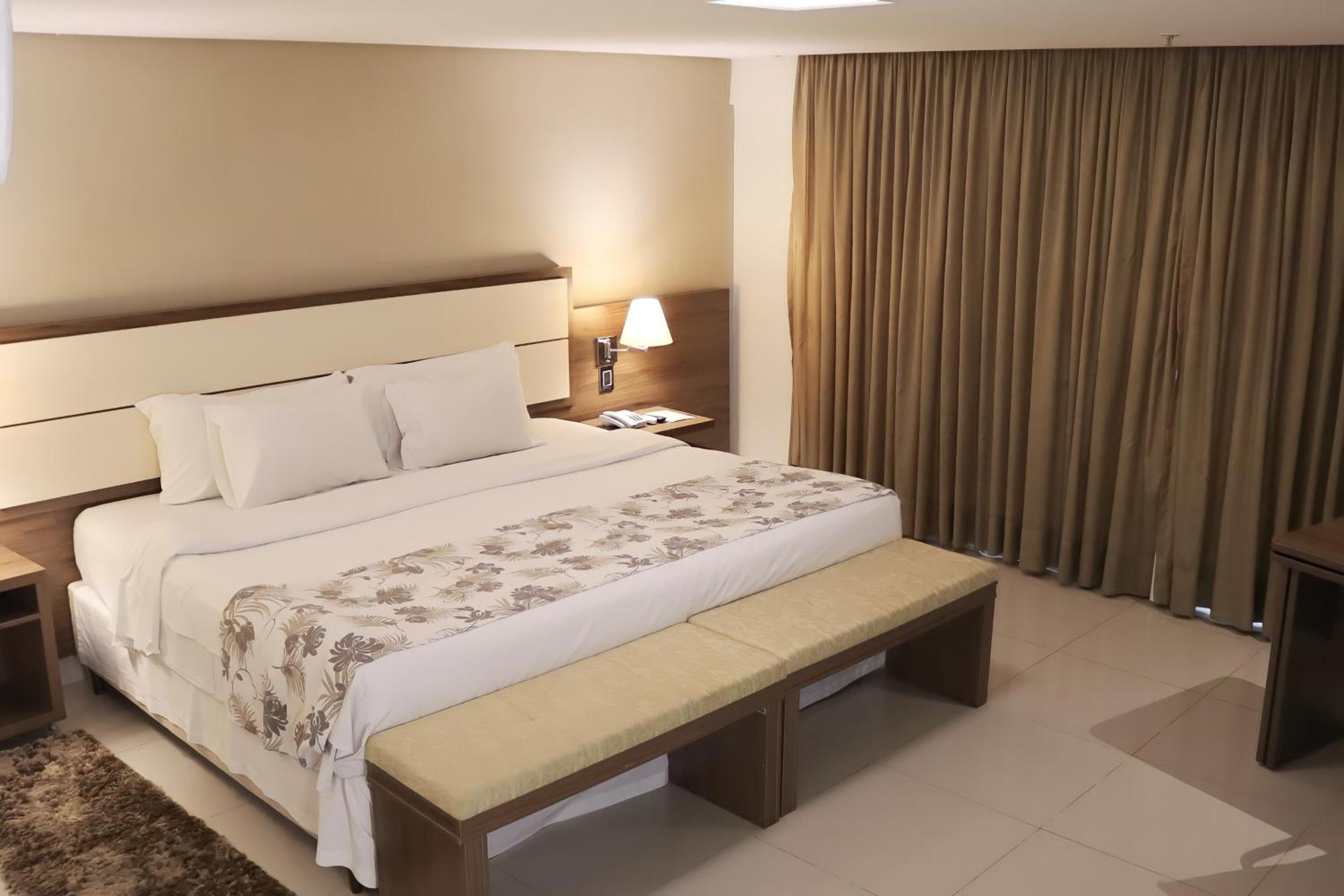 Sj Premium Hotels By Atlantica Goiânia Exteriör bild